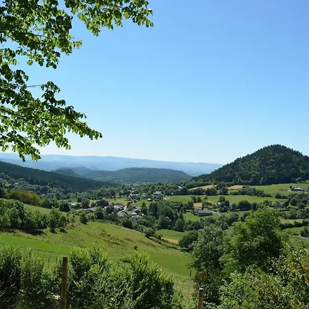 Belle Maison Typique Du Mezenc *