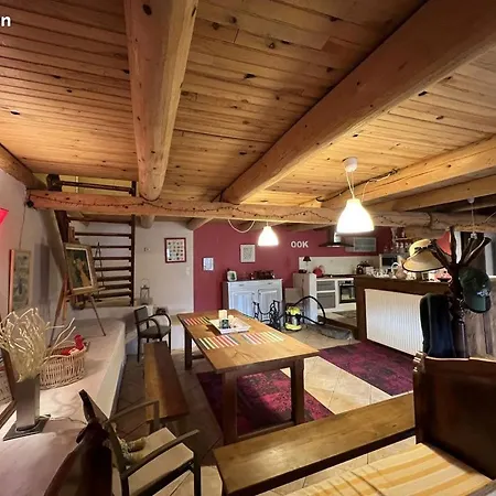 Belle Maison Typique Du Mezenc Les Estables